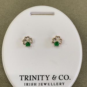 Silver color clover earrings